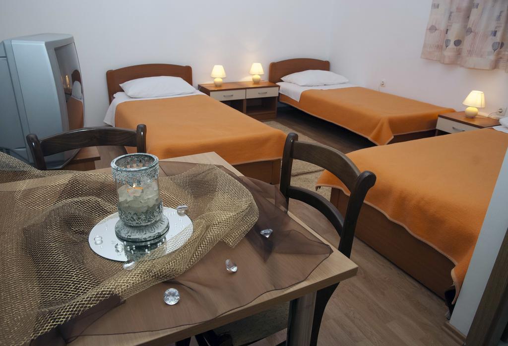 Hotel Metković Kültér fotó