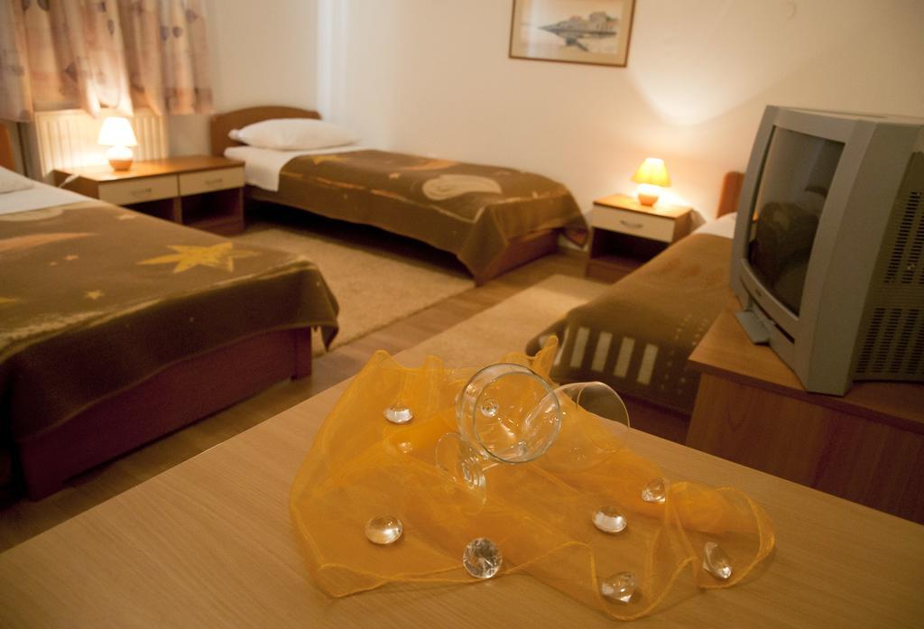 Hotel Metković Kültér fotó