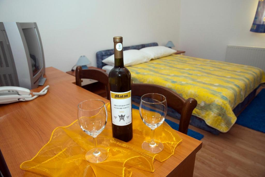 Hotel Metković Kültér fotó